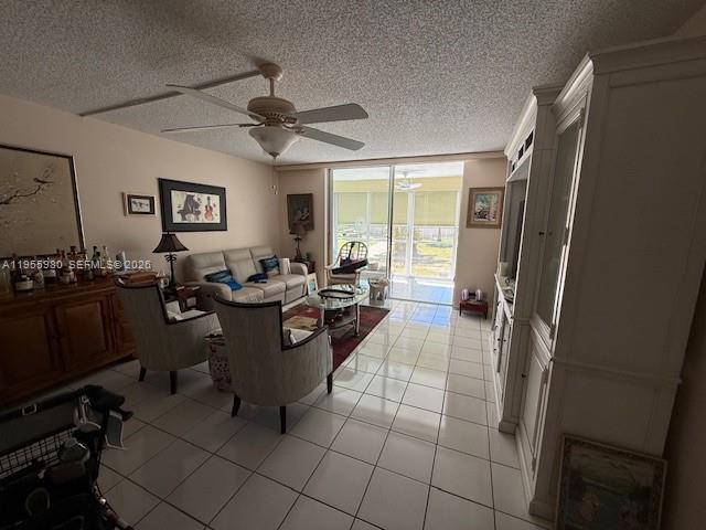 MEADOWBROOK LAKES CONDO - Residential