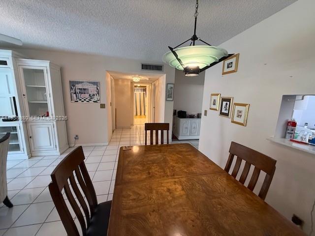 MEADOWBROOK LAKES CONDO - Residential