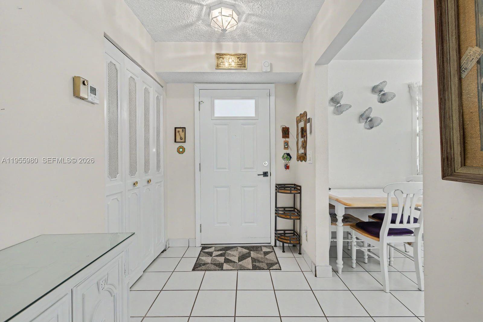 MEADOWBROOK LAKES CONDO - Residential