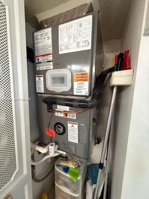 MEADOWBROOK LAKES CONDO - Residential