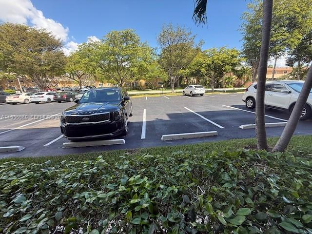 MEADOWBROOK LAKES CONDO - Residential