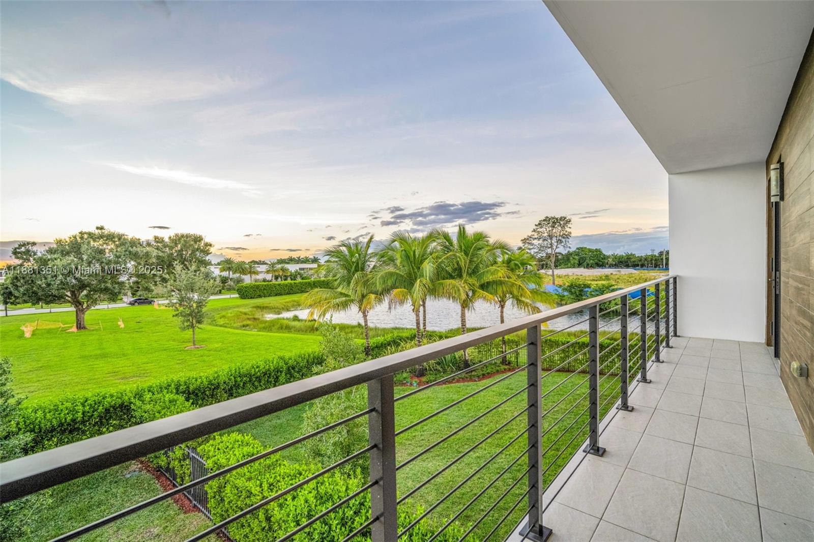 WESTON ESTATES - Residential