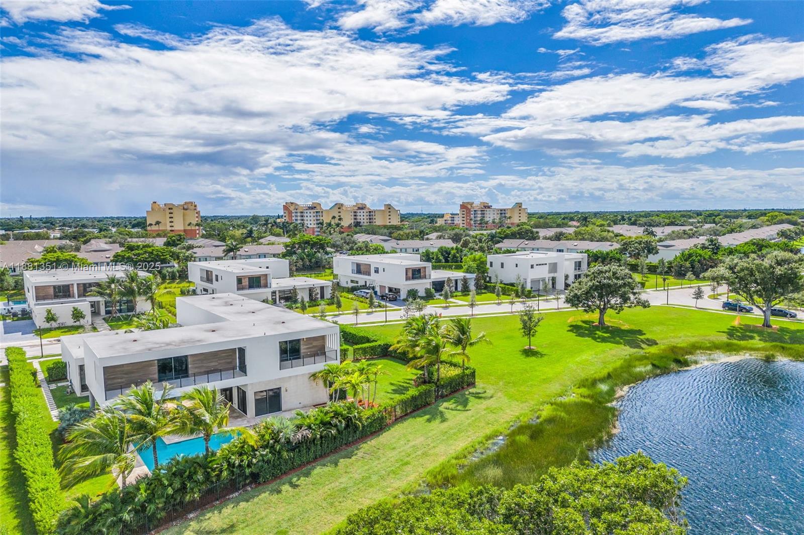WESTON ESTATES - Residential