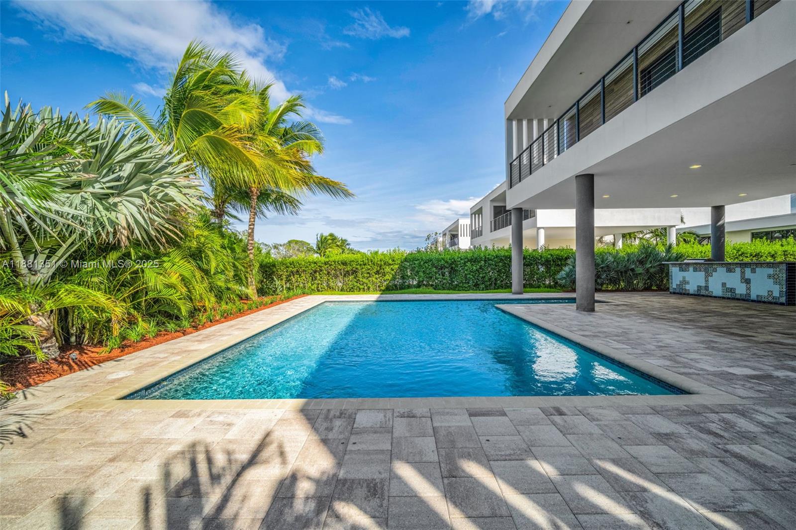 WESTON ESTATES - Residential
