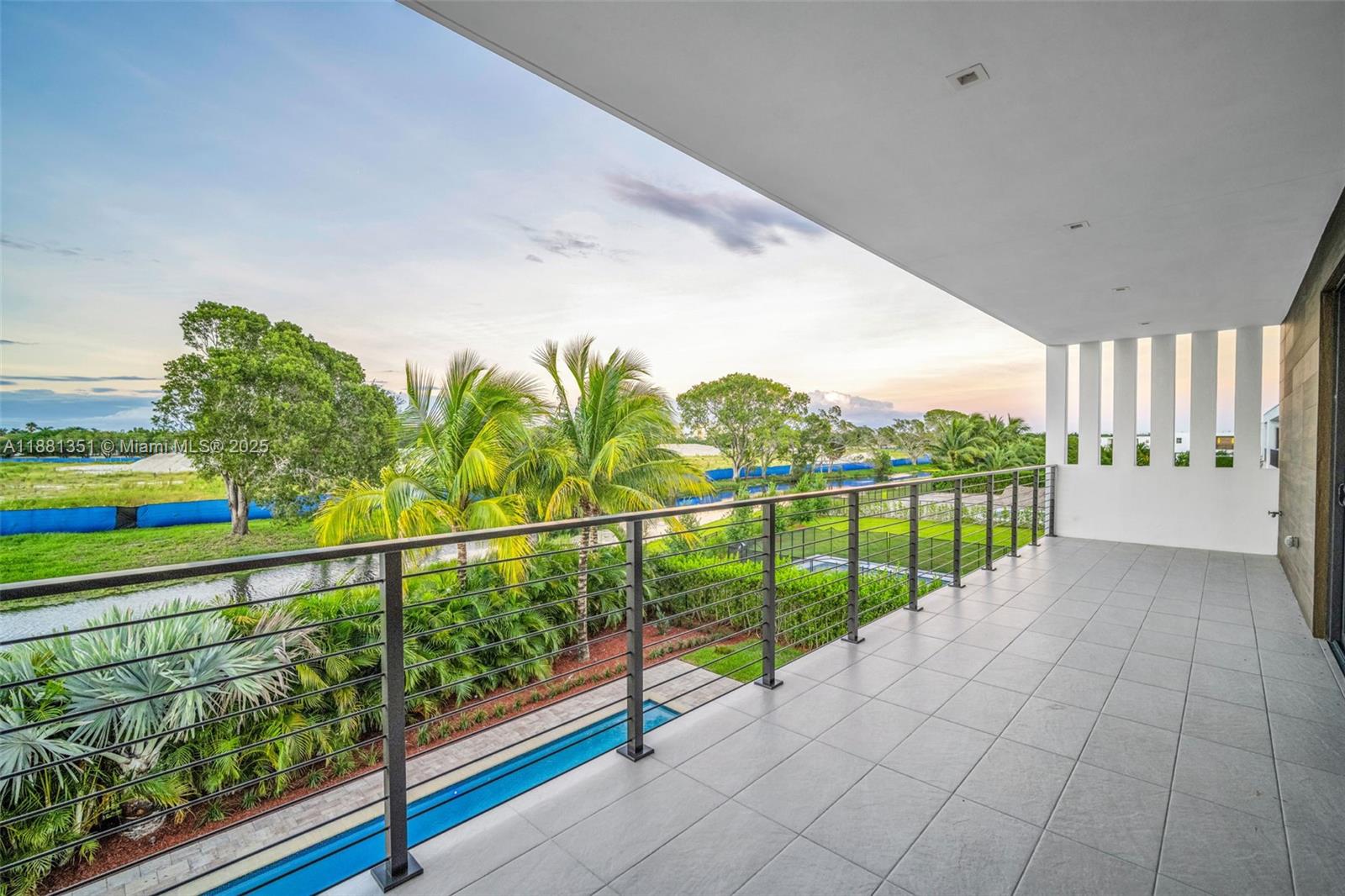 WESTON ESTATES - Residential
