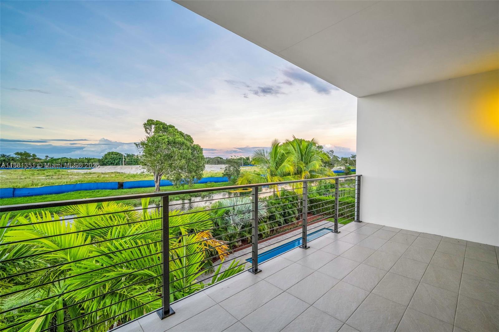 WESTON ESTATES - Residential