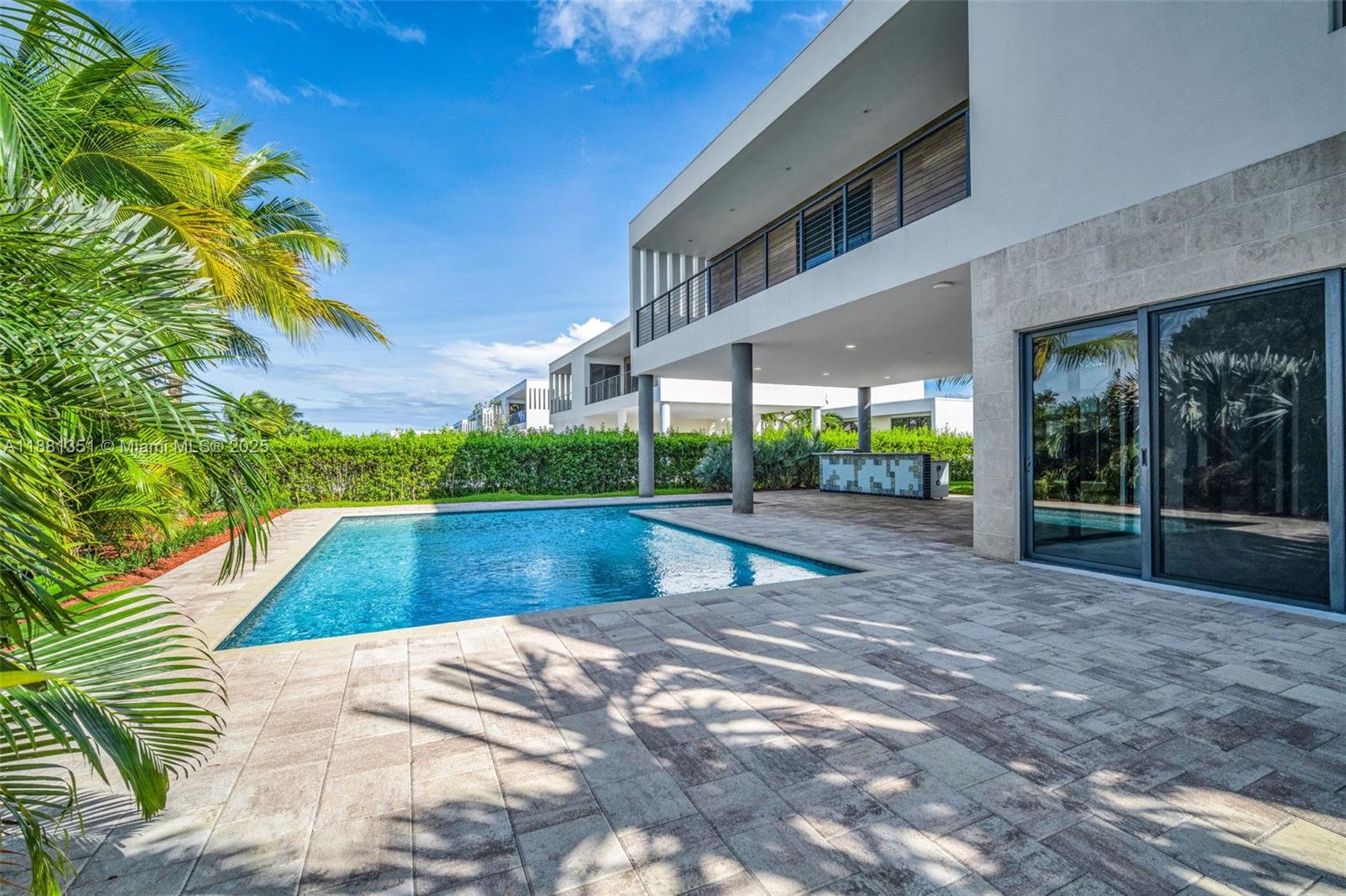 WESTON ESTATES - Residential