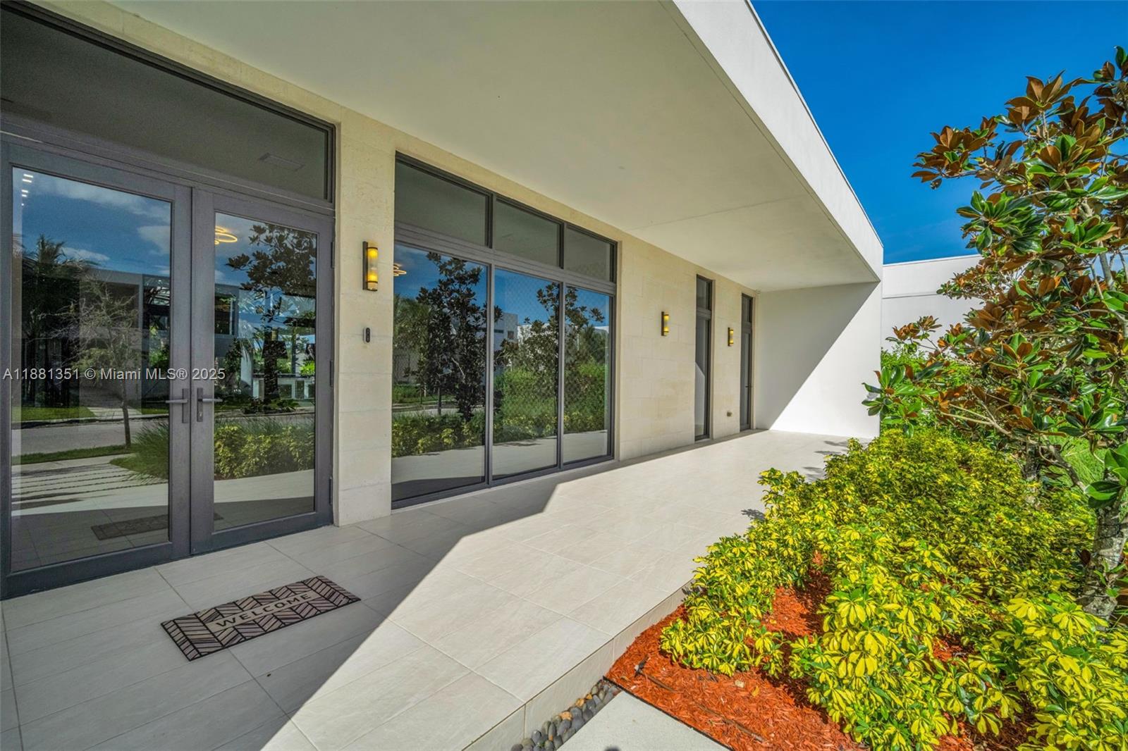 WESTON ESTATES - Residential