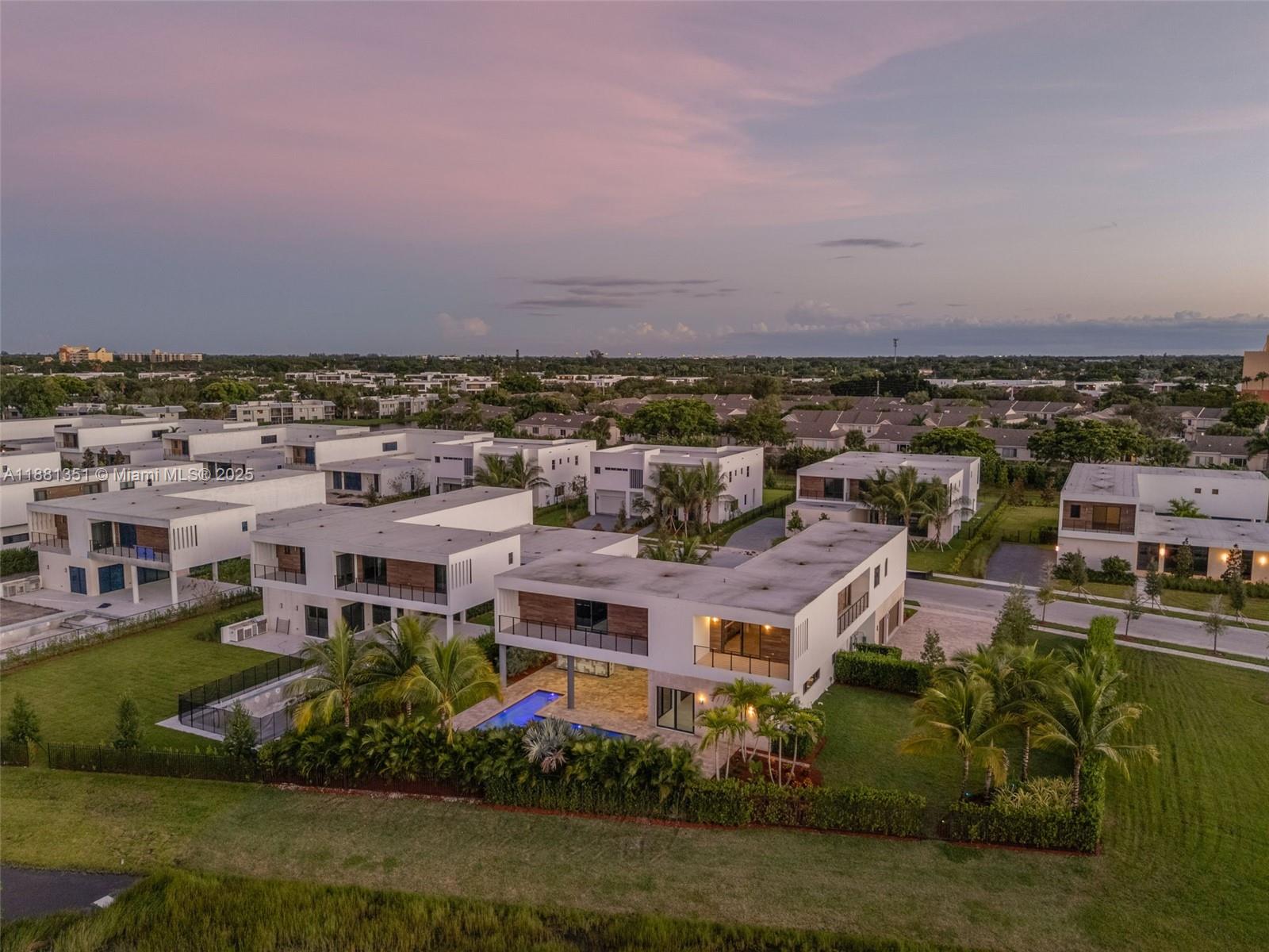 WESTON ESTATES - Residential