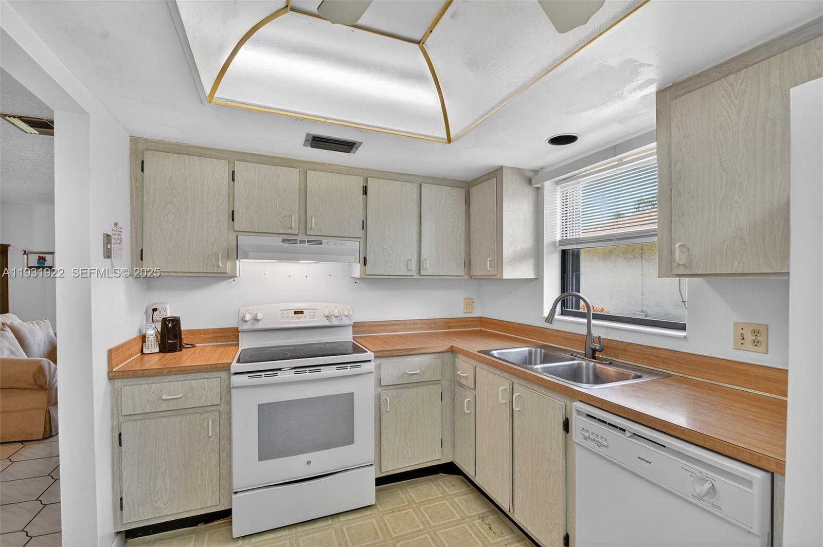 BUTTONWOOD 2 - Residential