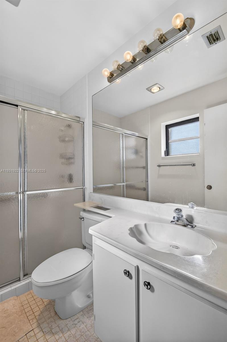 BUTTONWOOD 2 - Residential