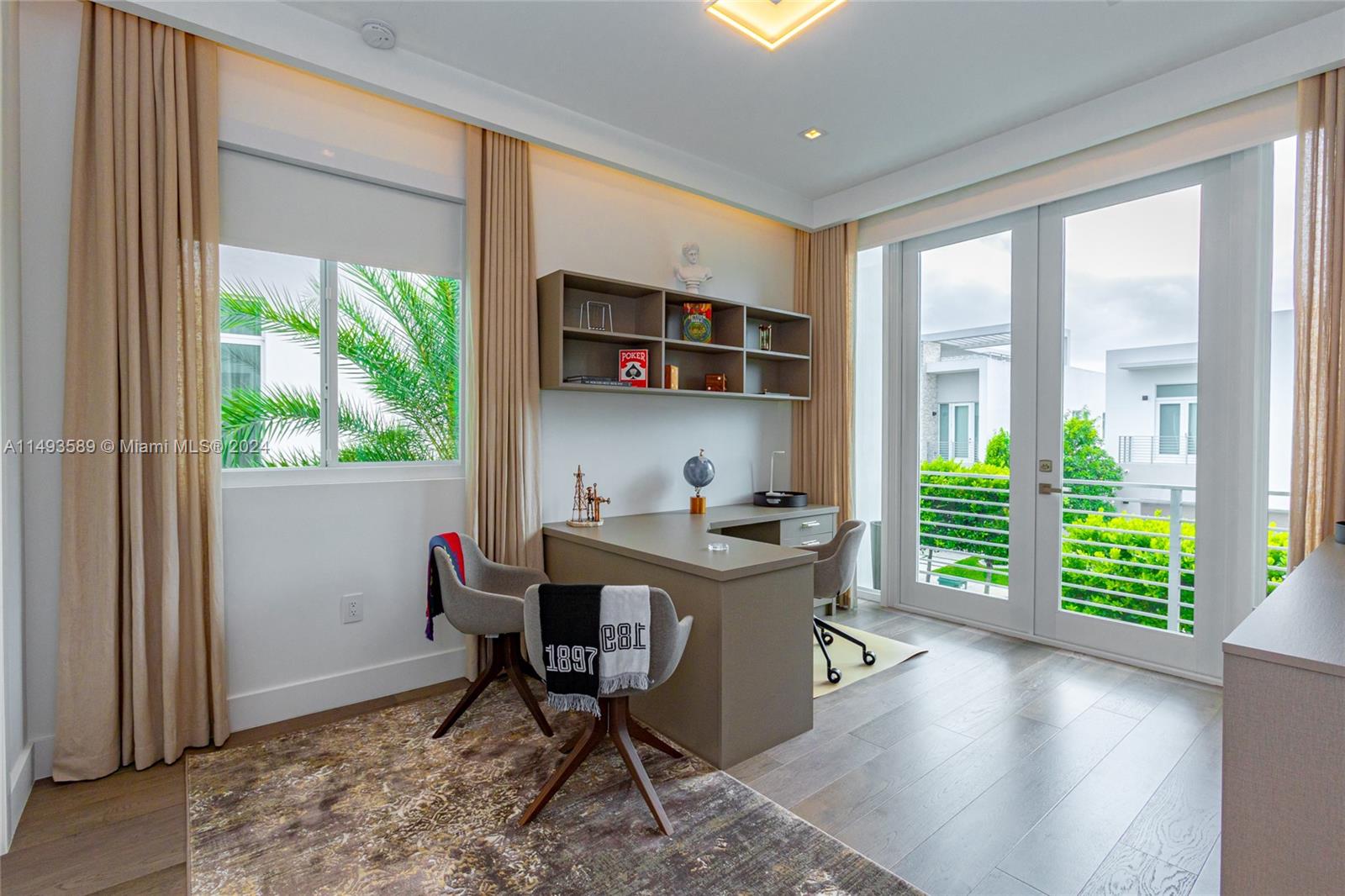 GRAND FLORIDIAN ESTATES - Residential Lease