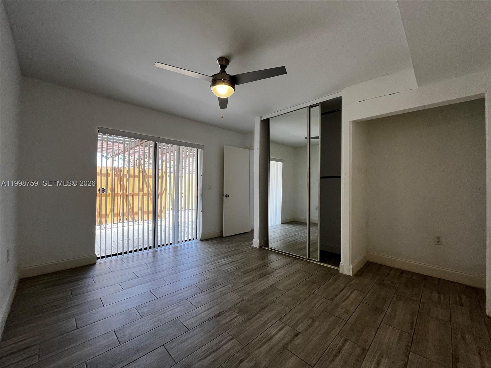 SHERWOOD LAKES - Residential