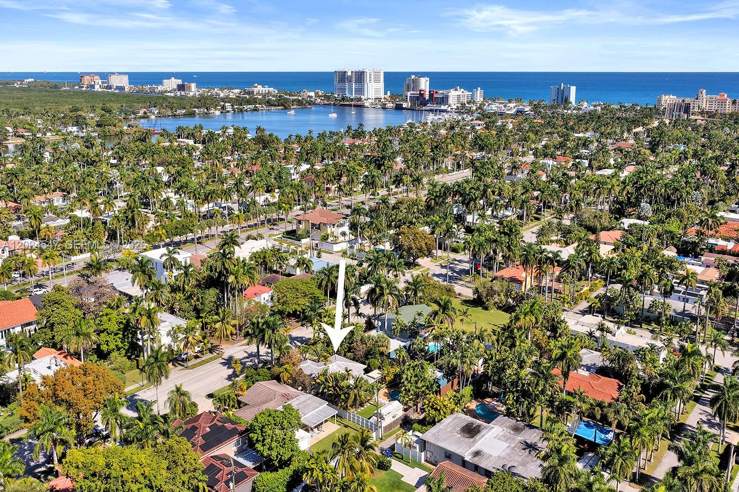HOLLYWOOD LAKES SECTION - Residential Lease