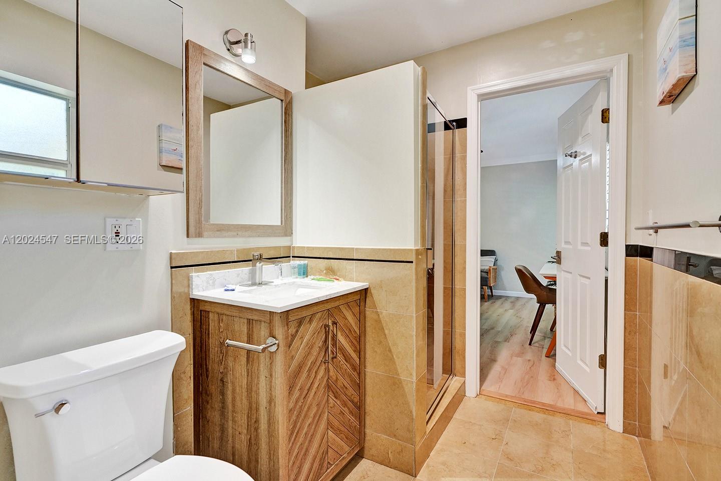 HOLLYWOOD LAKES SECTION - Residential Lease