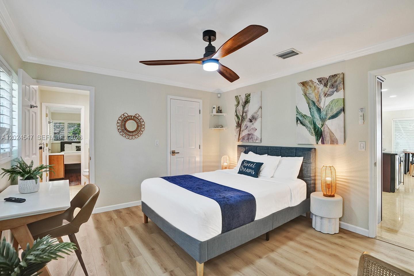 HOLLYWOOD LAKES SECTION - Residential Lease