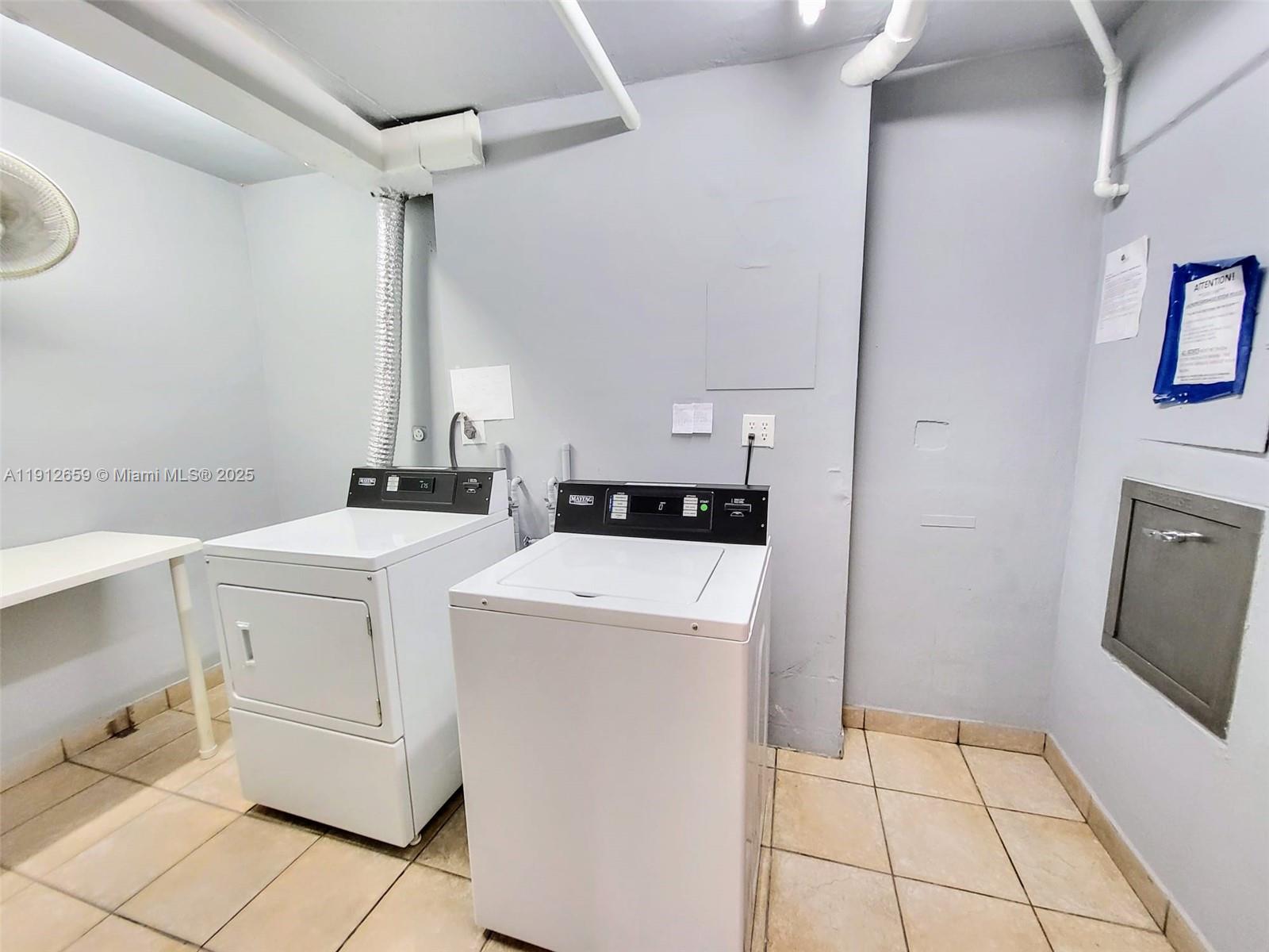 DESOTO PARK CONDO - Residential Lease