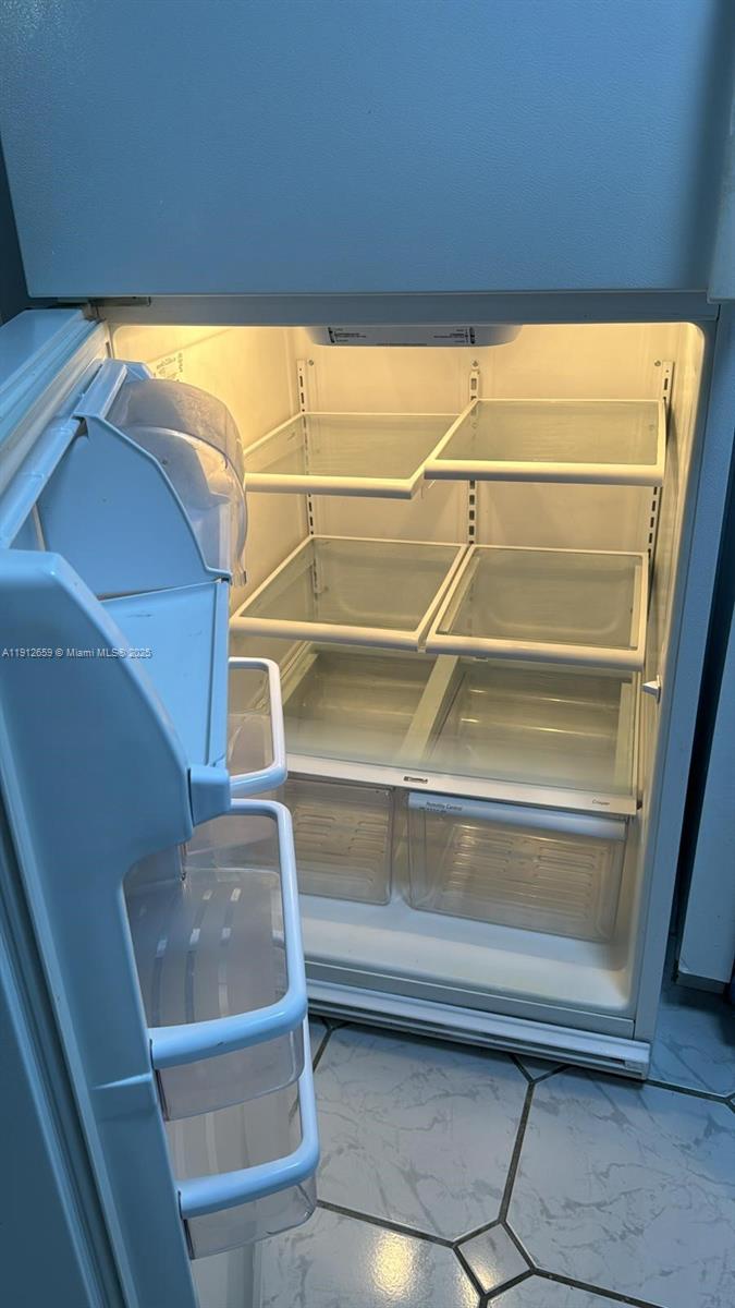 DESOTO PARK CONDO - Residential Lease