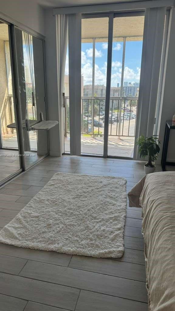 DESOTO PARK CONDO - Residential Lease