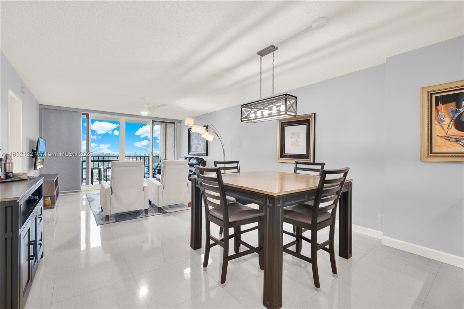 SILVER THATCH INTRACOASTA - Residential