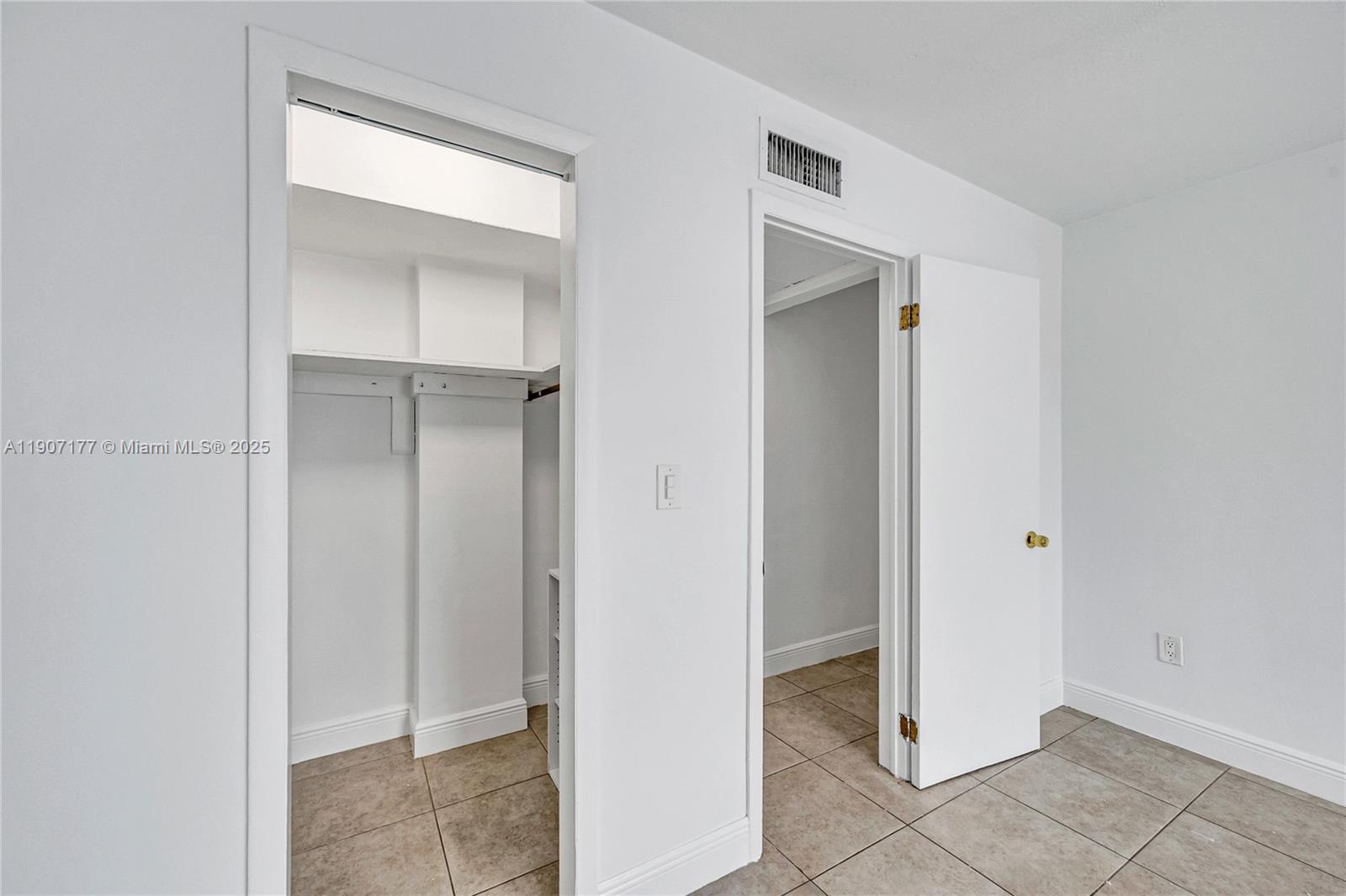 COLLINS MANOR CONDO - Residential Lease