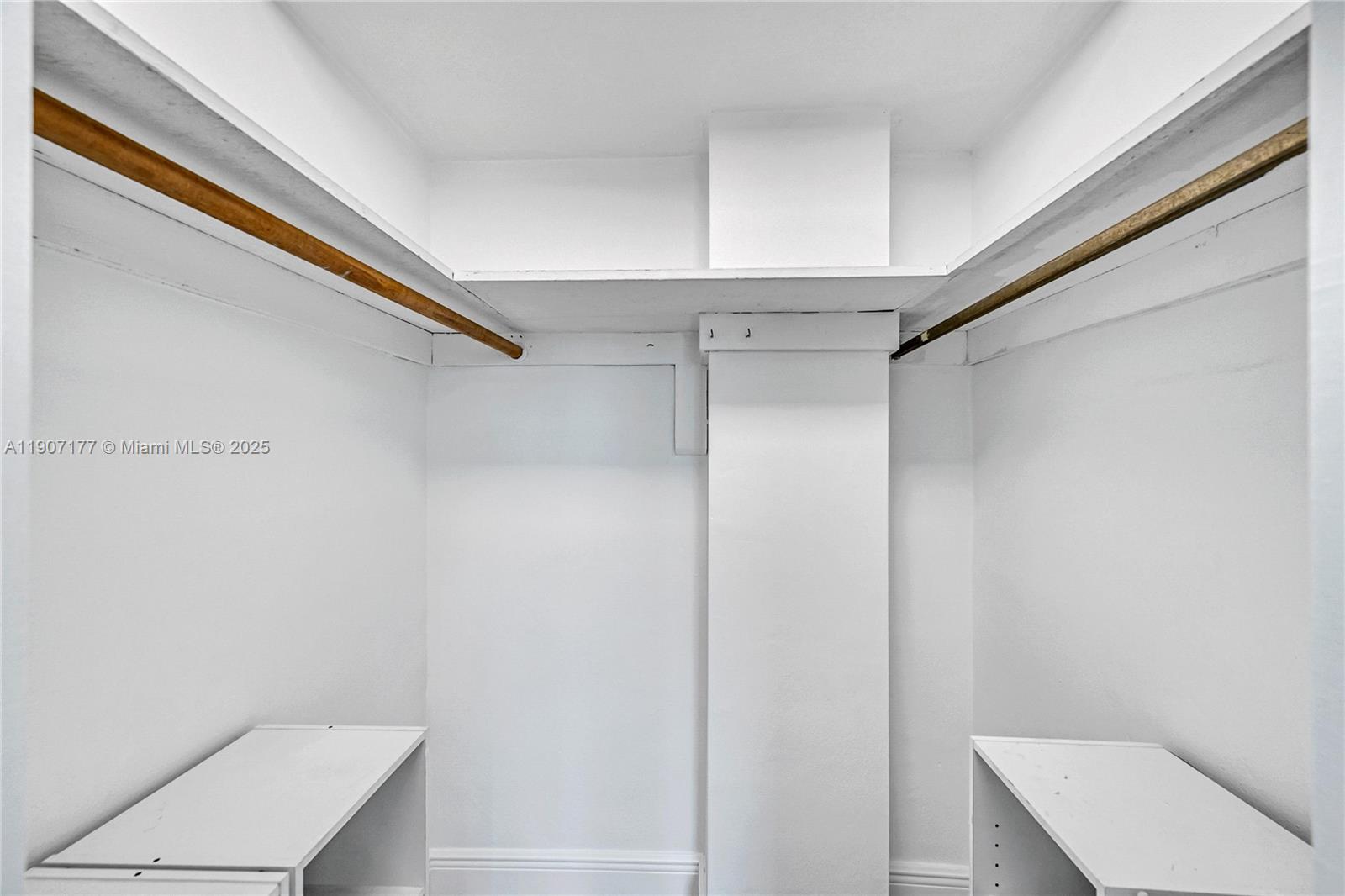 COLLINS MANOR CONDO - Residential Lease