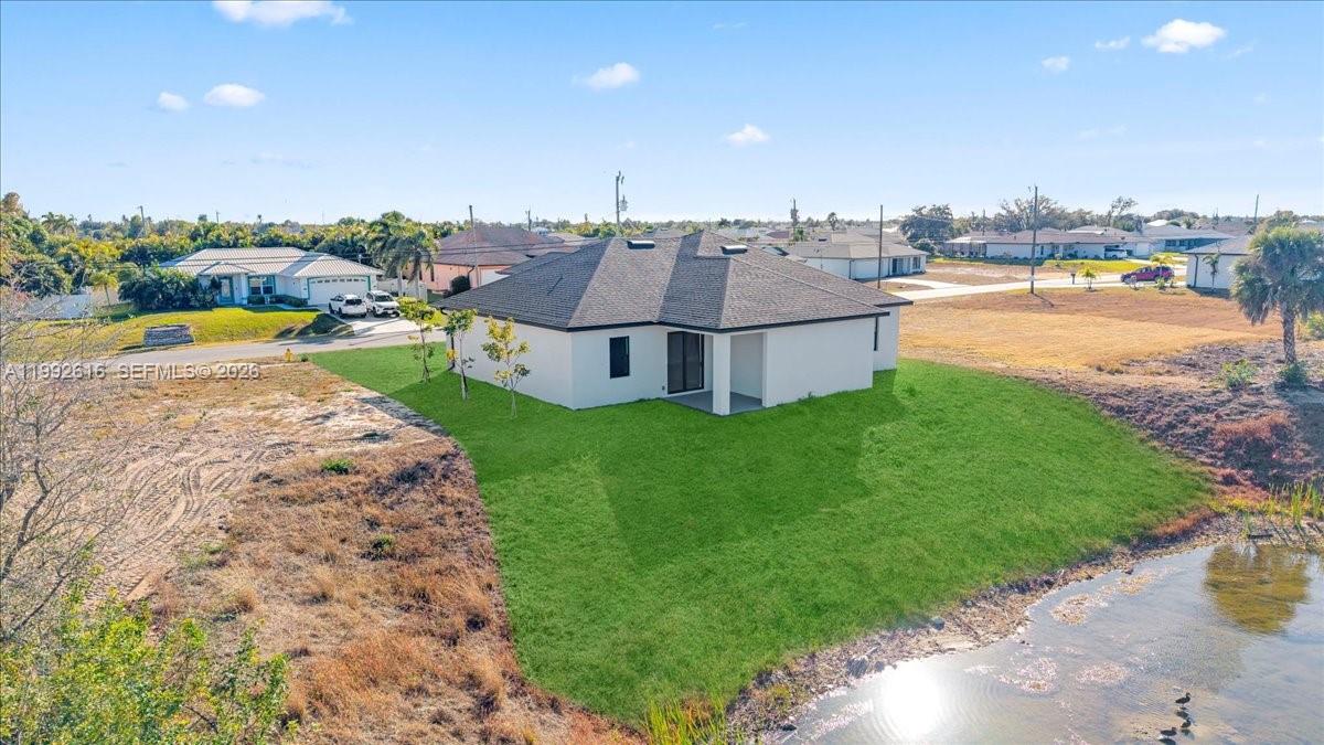 CAPE CORAL - Residential