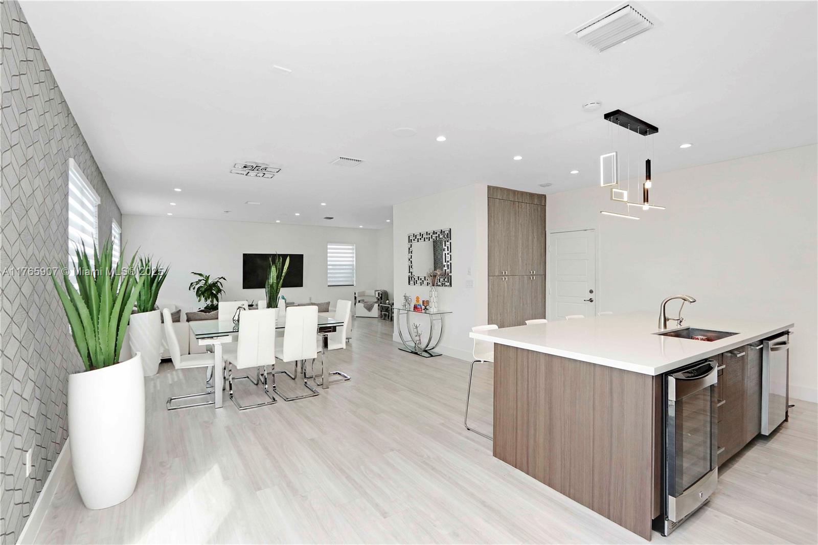 CENTURY GARDENS AT TAMIAM - Residential