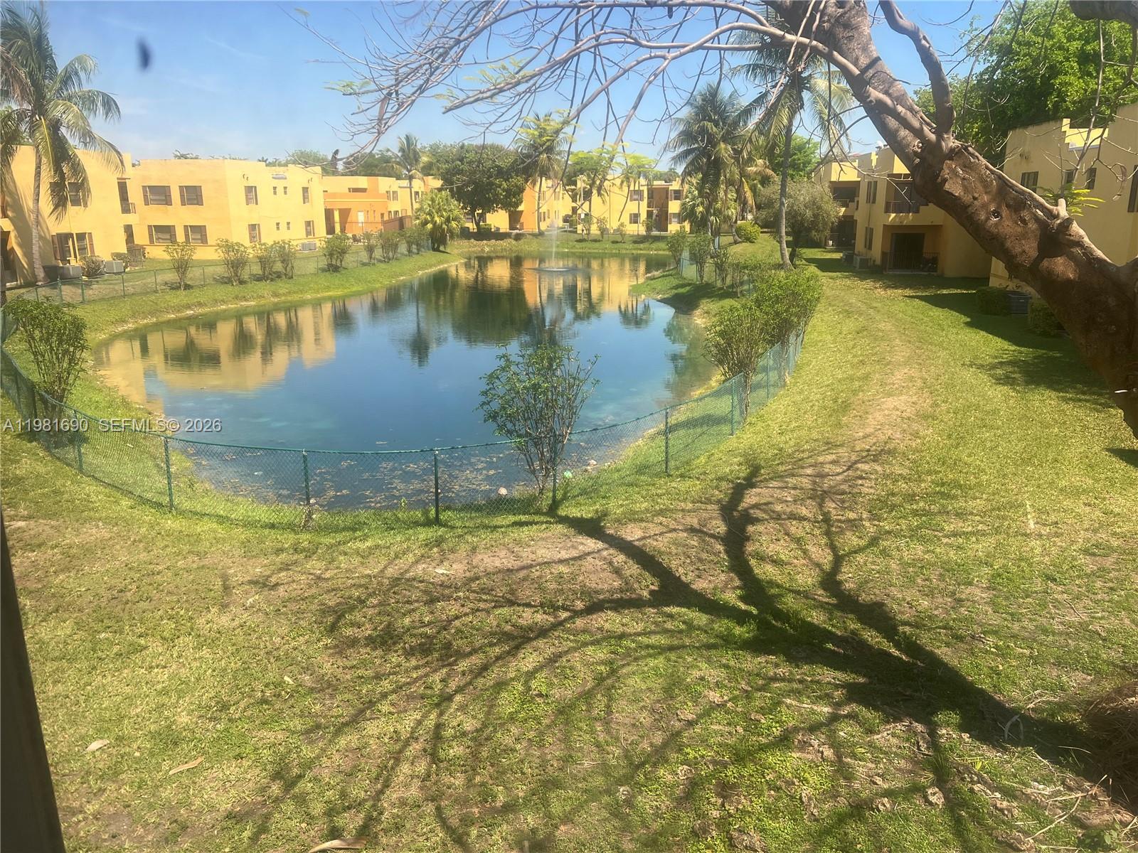 SOLEIL LAKE CONDO - Residential Lease