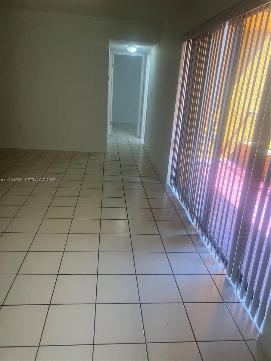 SOLEIL LAKE CONDO - Residential Lease