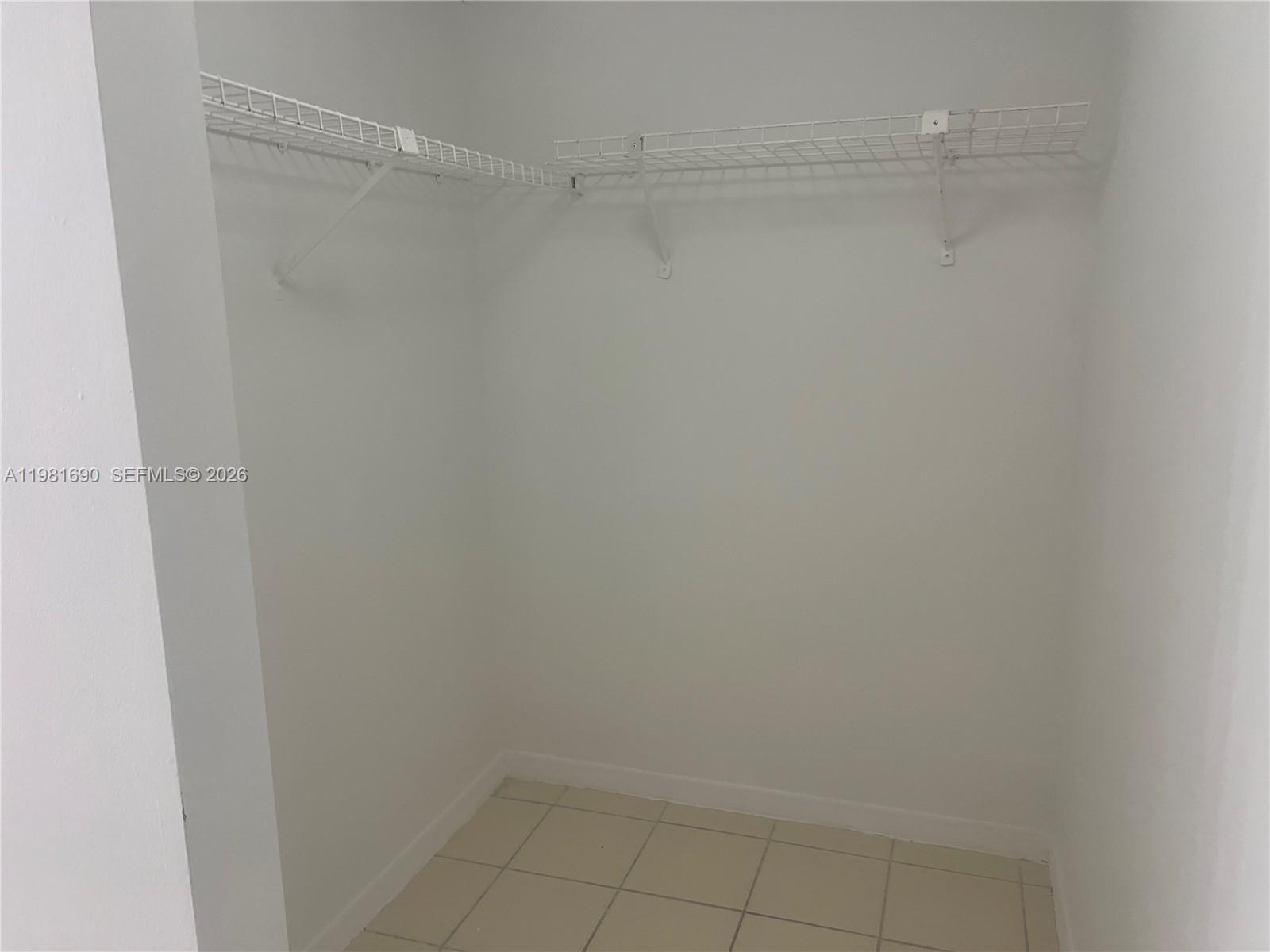 SOLEIL LAKE CONDO - Residential Lease