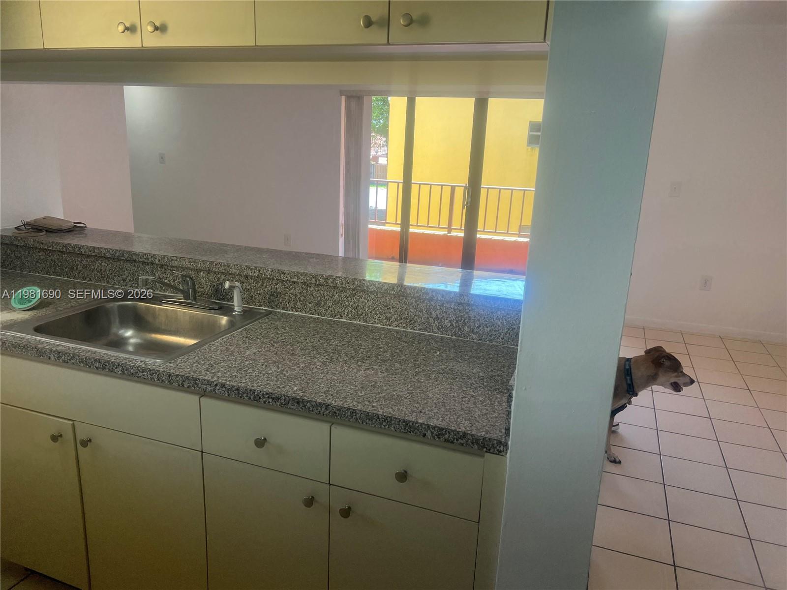 SOLEIL LAKE CONDO - Residential Lease