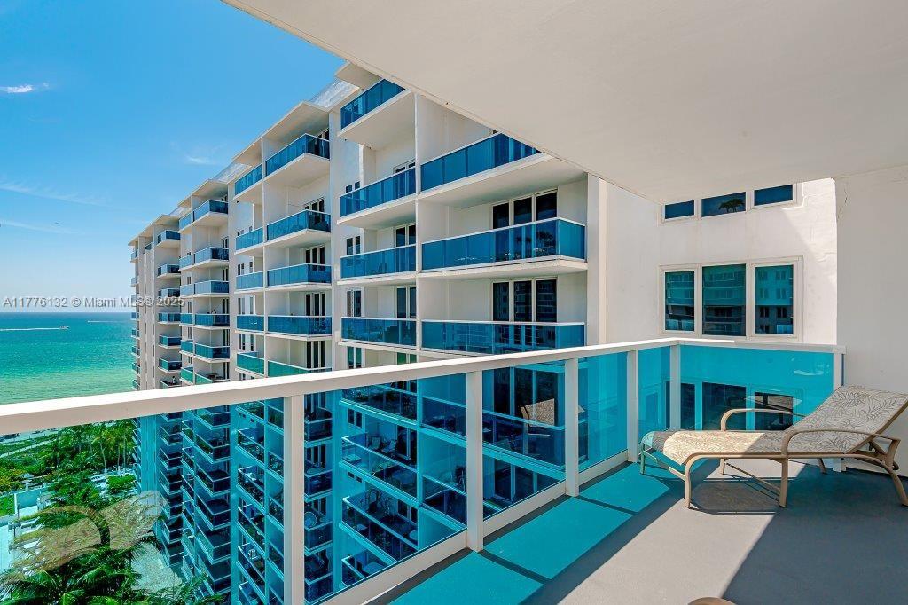 RONEY PALACE CONDO - Residential Lease