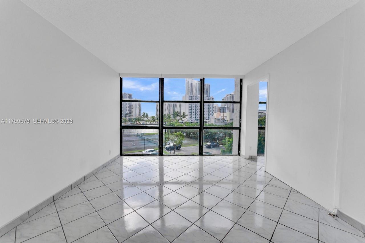 OCEANVIEW PARK CONDO - Residential