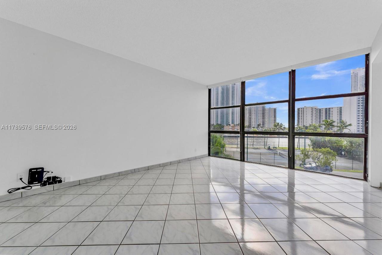 OCEANVIEW PARK CONDO - Residential