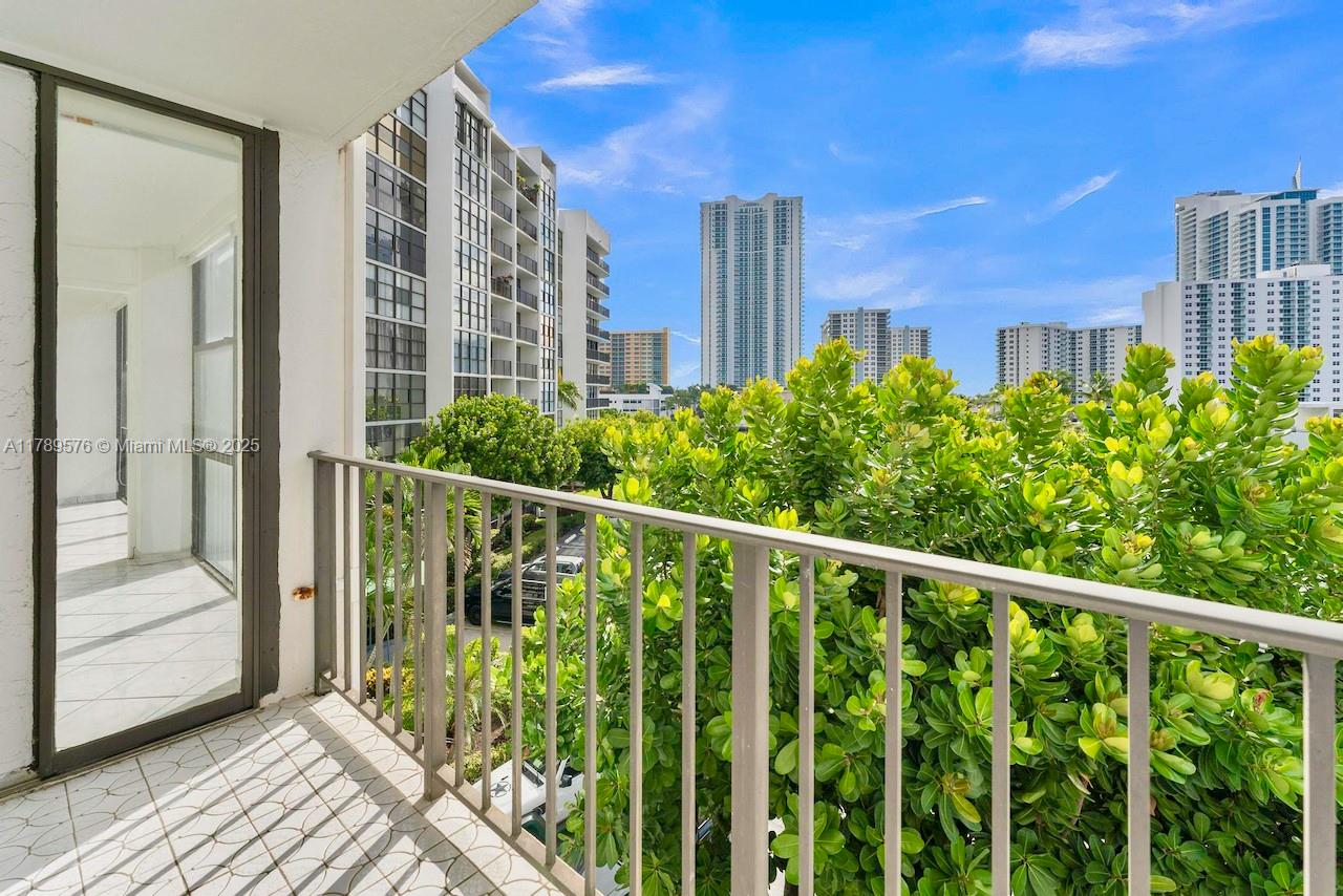 OCEANVIEW PARK CONDO - Residential