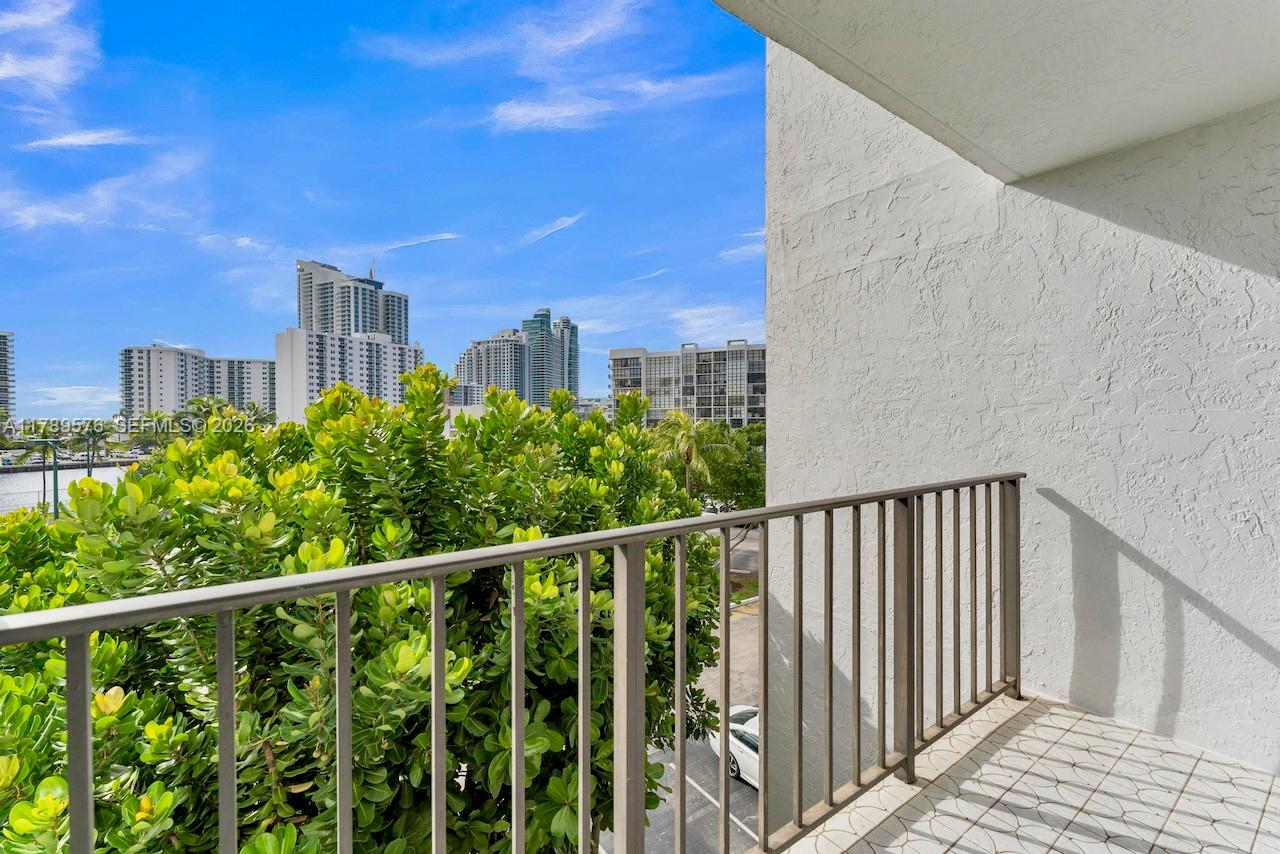 OCEANVIEW PARK CONDO - Residential