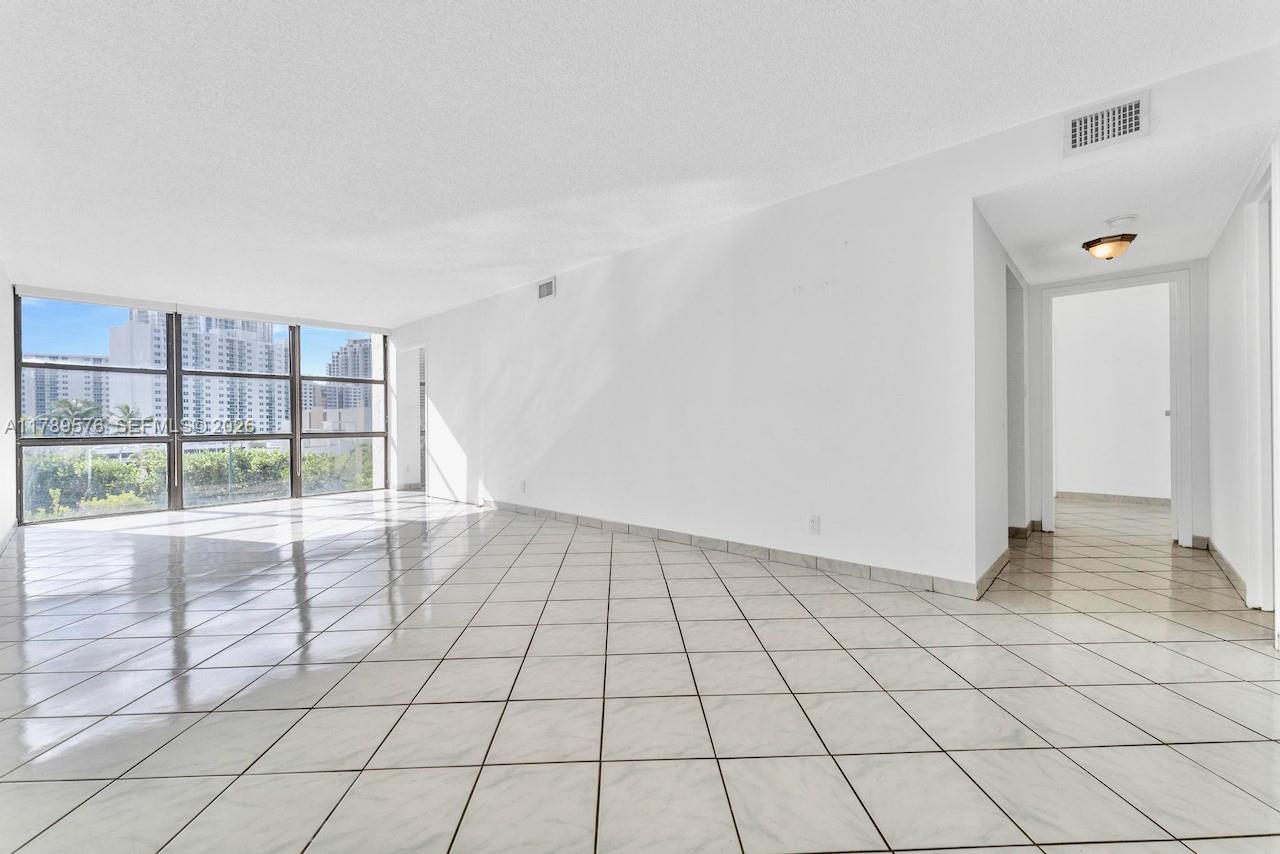 OCEANVIEW PARK CONDO - Residential