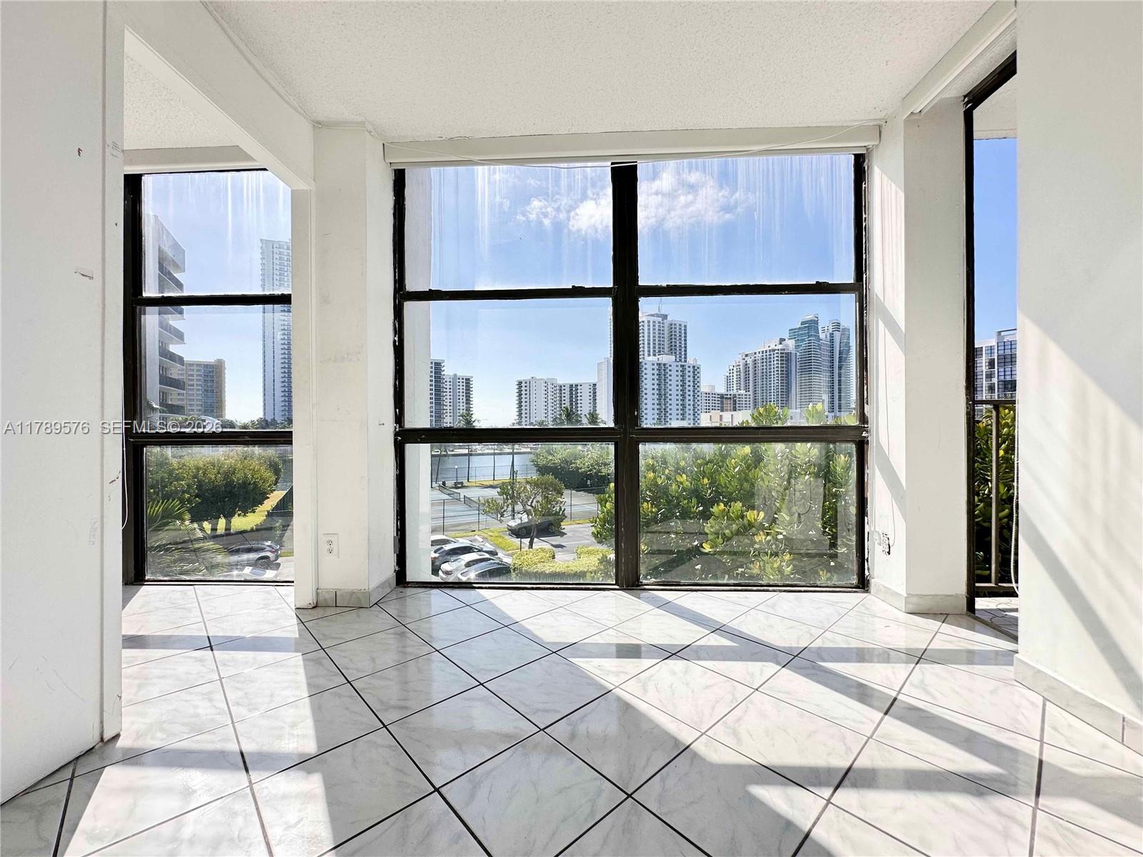 OCEANVIEW PARK CONDO - Residential