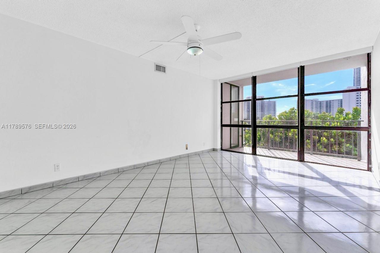 OCEANVIEW PARK CONDO - Residential