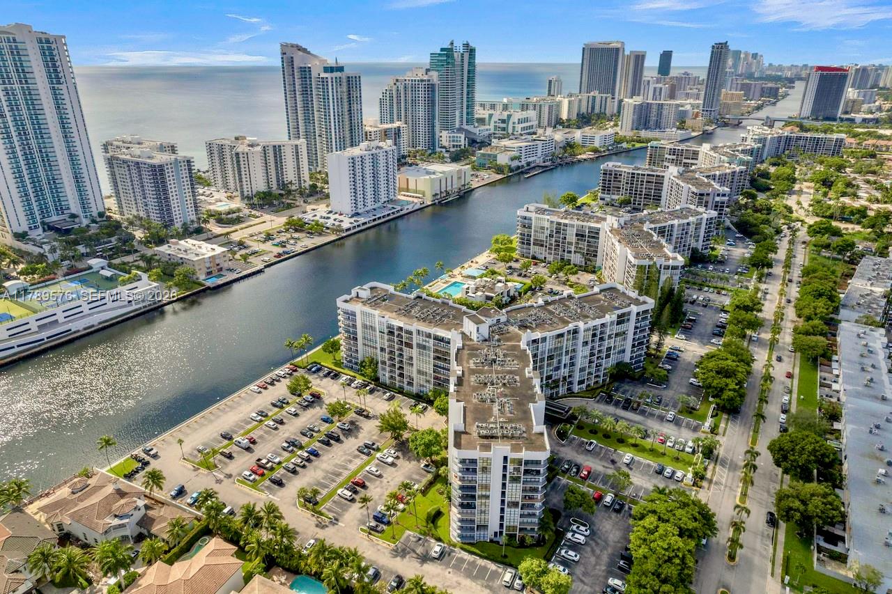 OCEANVIEW PARK CONDO - Residential