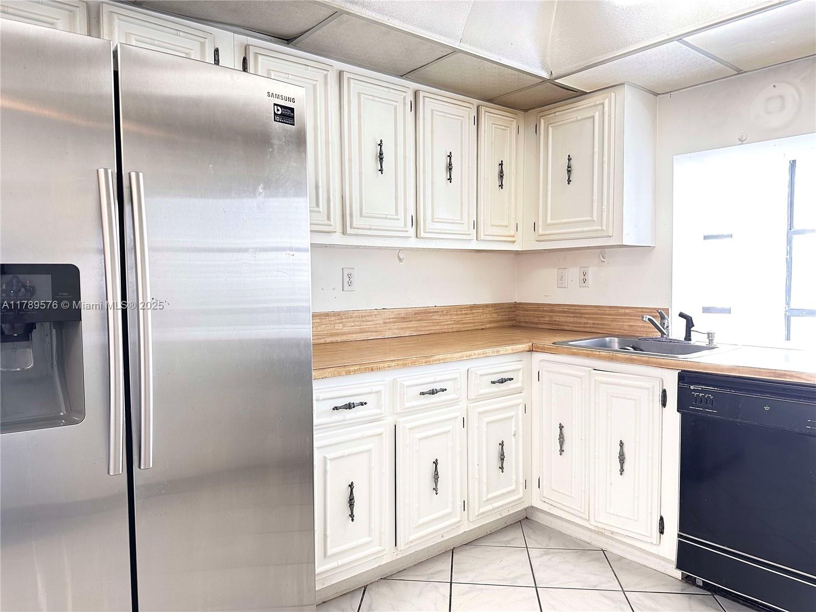 OCEANVIEW PARK CONDO - Residential