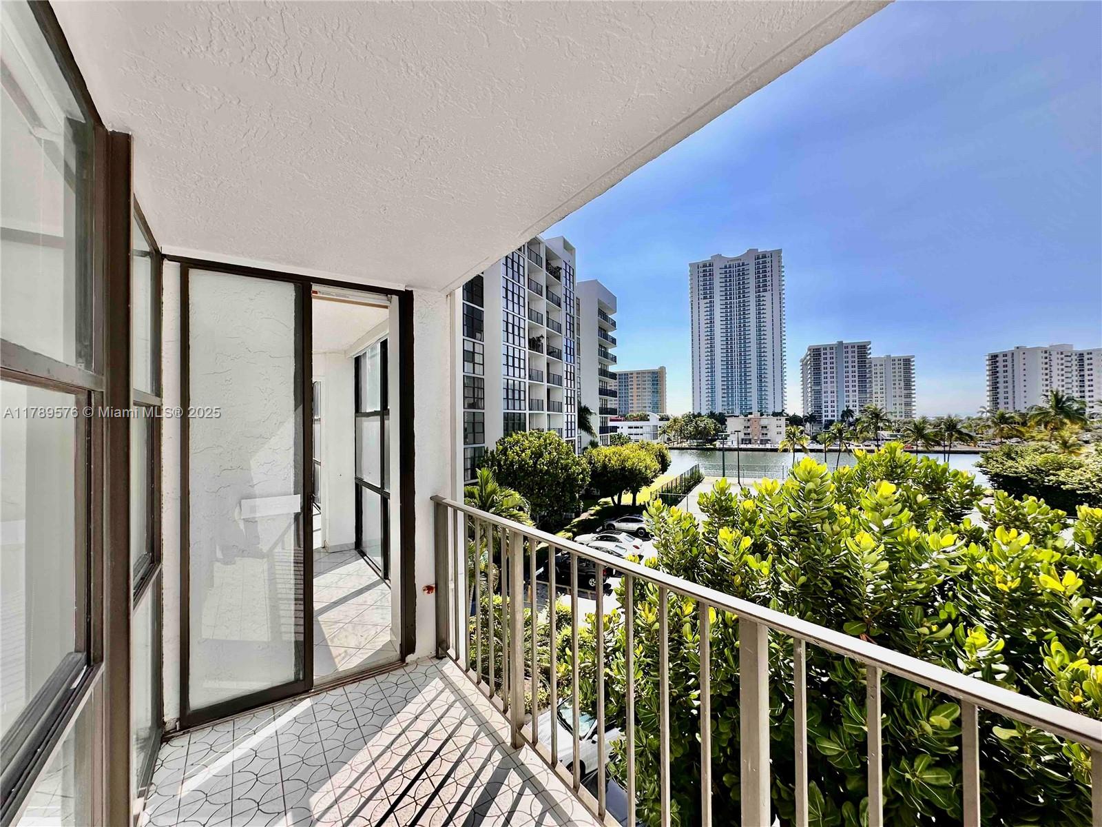 OCEANVIEW PARK CONDO - Residential