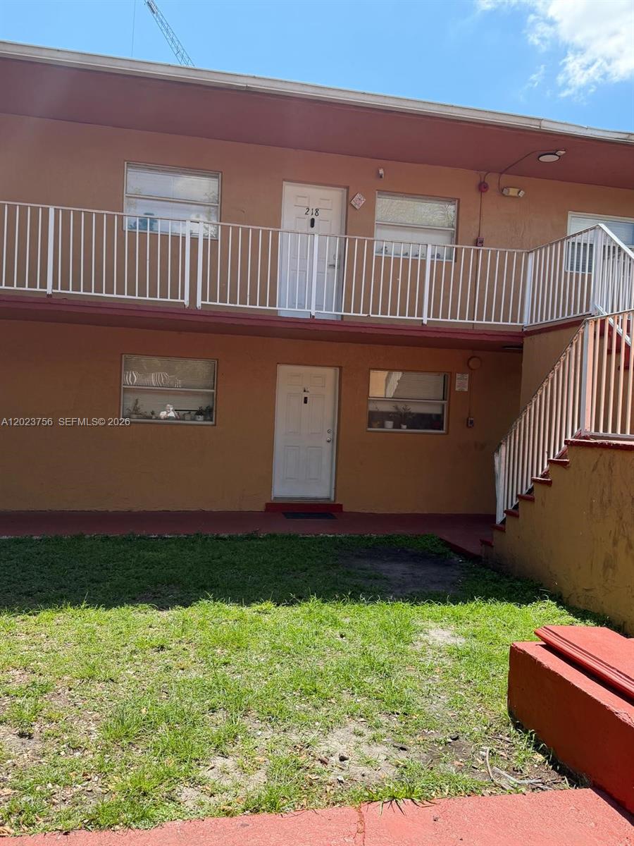 BELLA LUNA CONDO - Residential