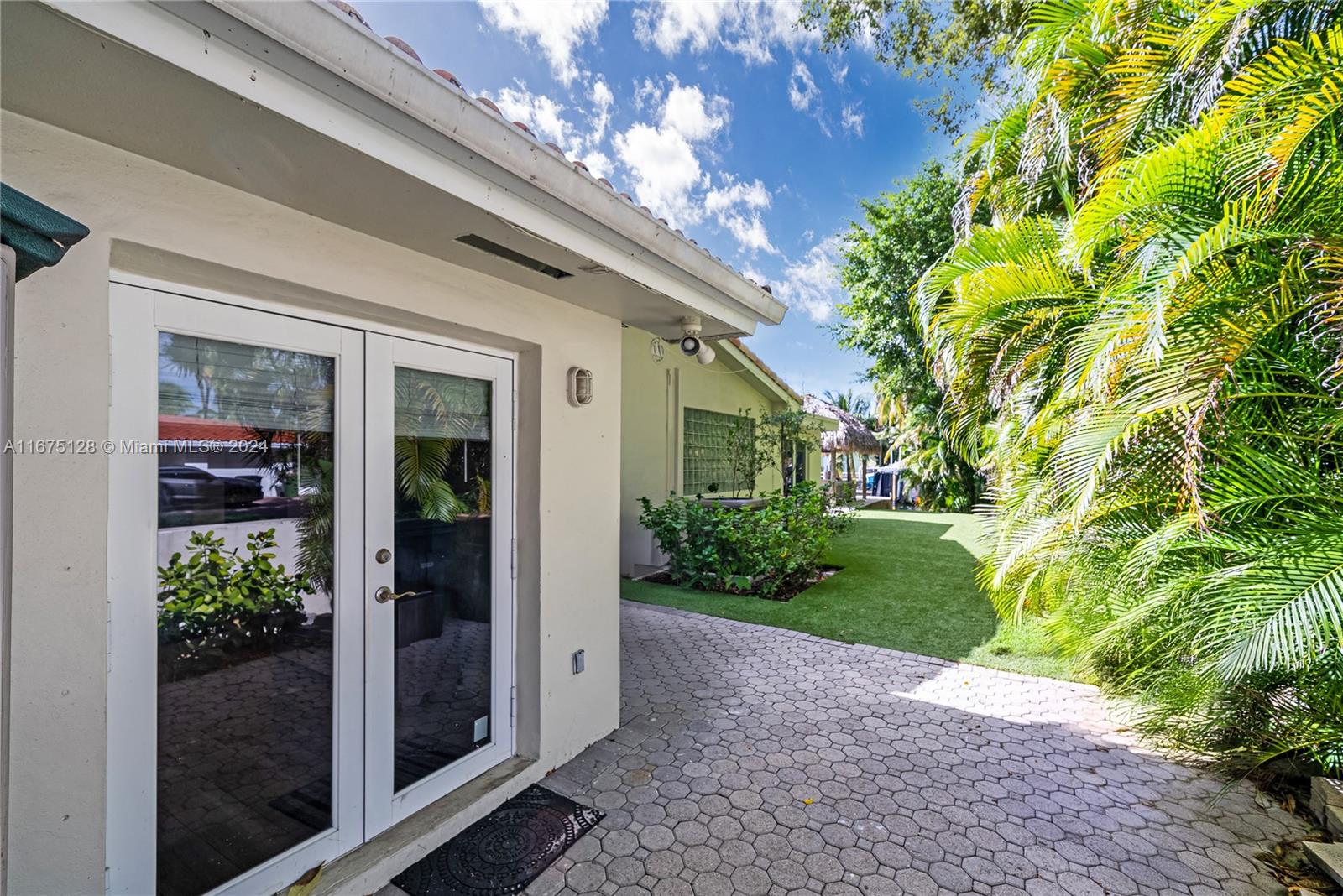 CORONADO HARBOR - Residential