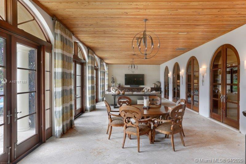 JUPITER ISLAND - Residential