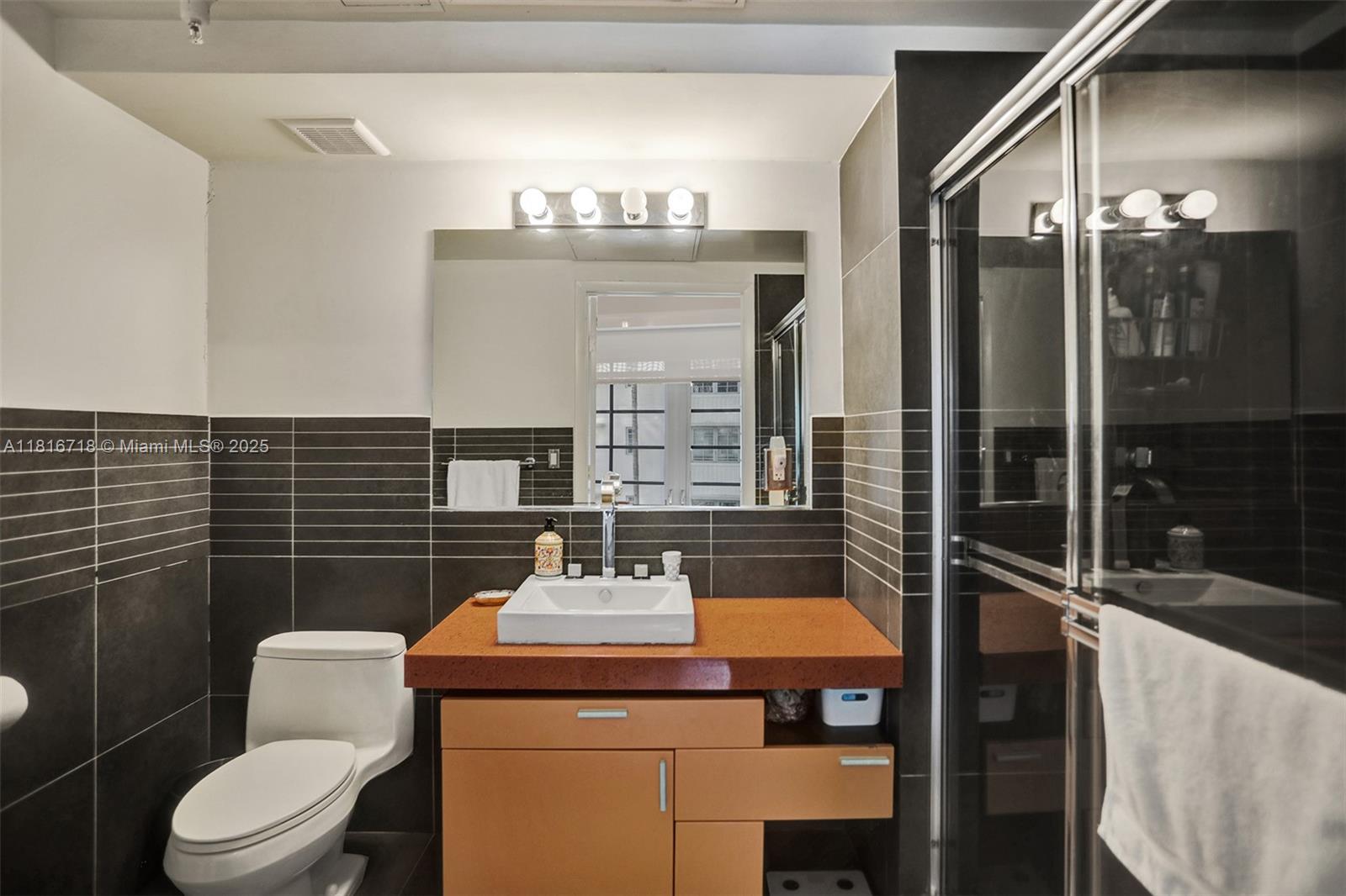 ARTECITY GOVERNOR CONDO - Residential Lease