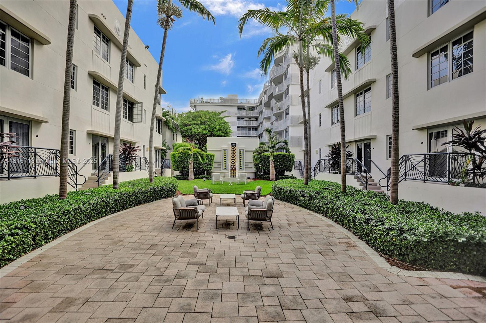 ARTECITY GOVERNOR CONDO - Residential Lease