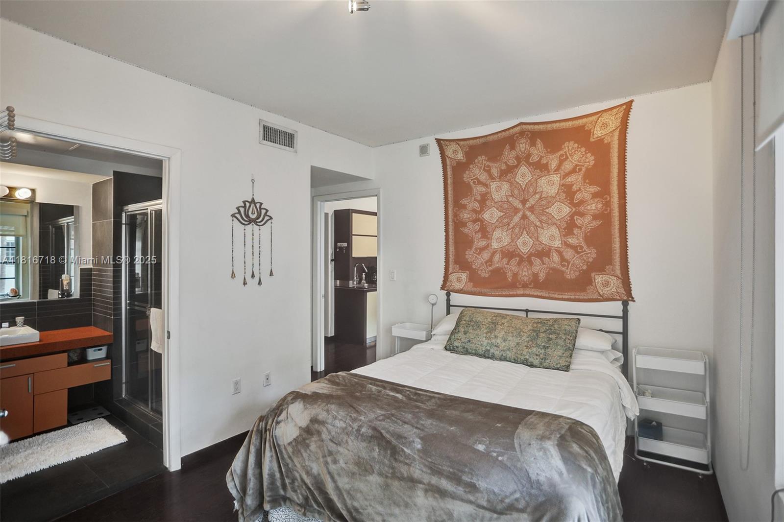 ARTECITY GOVERNOR CONDO - Residential Lease