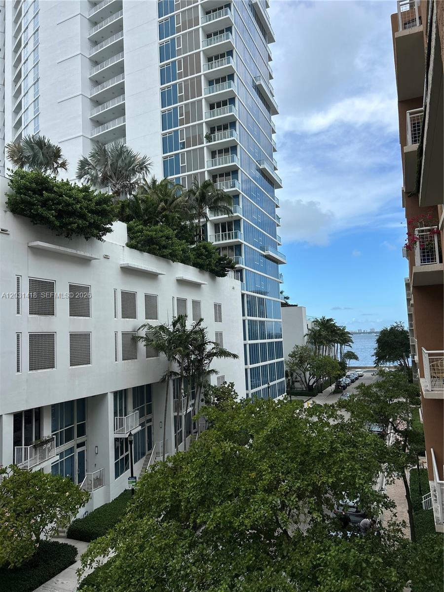 2001 Biscayne Blvd 2310
